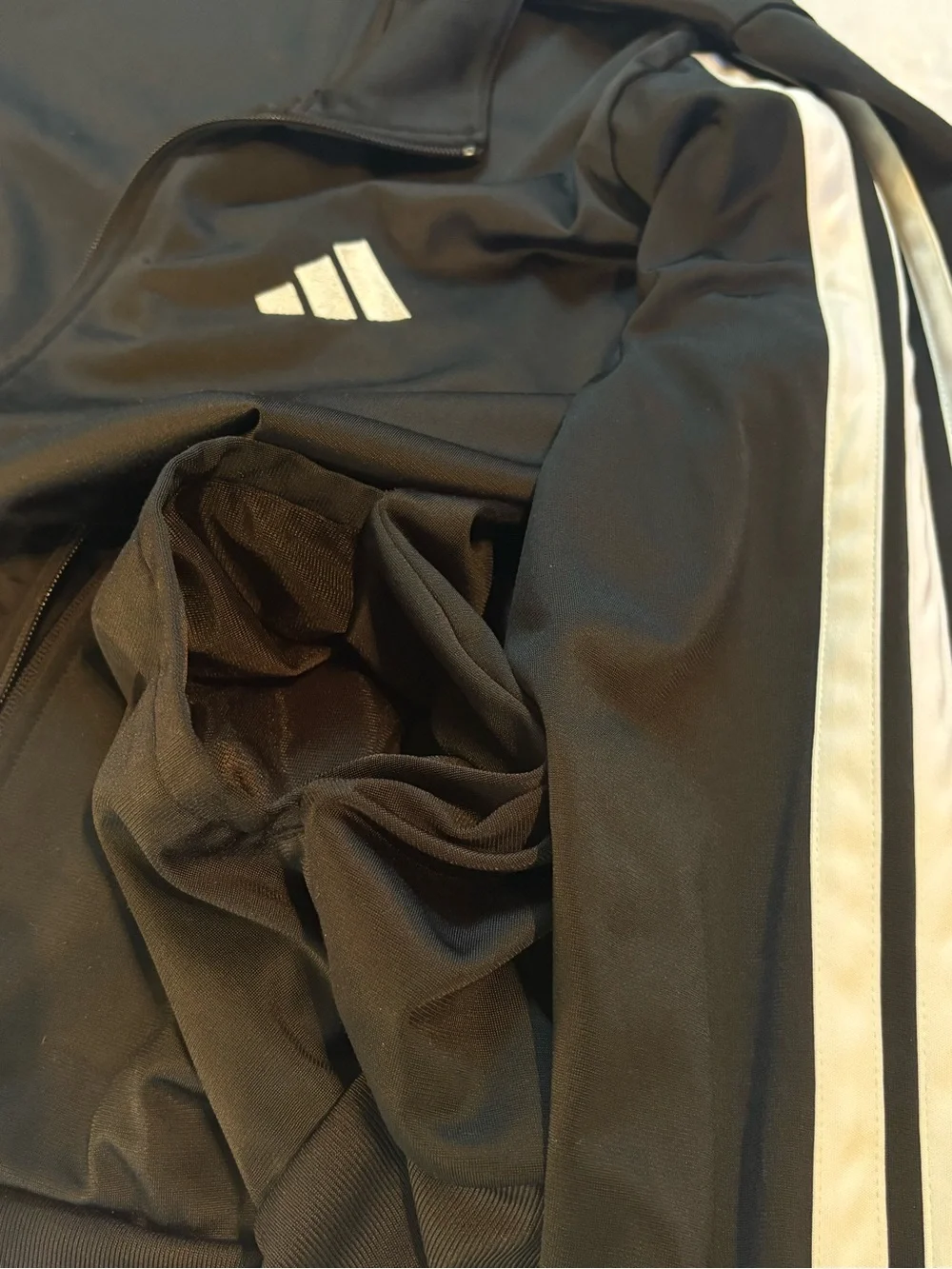 adidas Men’s Black Track Suit Jacket and Joggers with 3 White Stripes Size Large